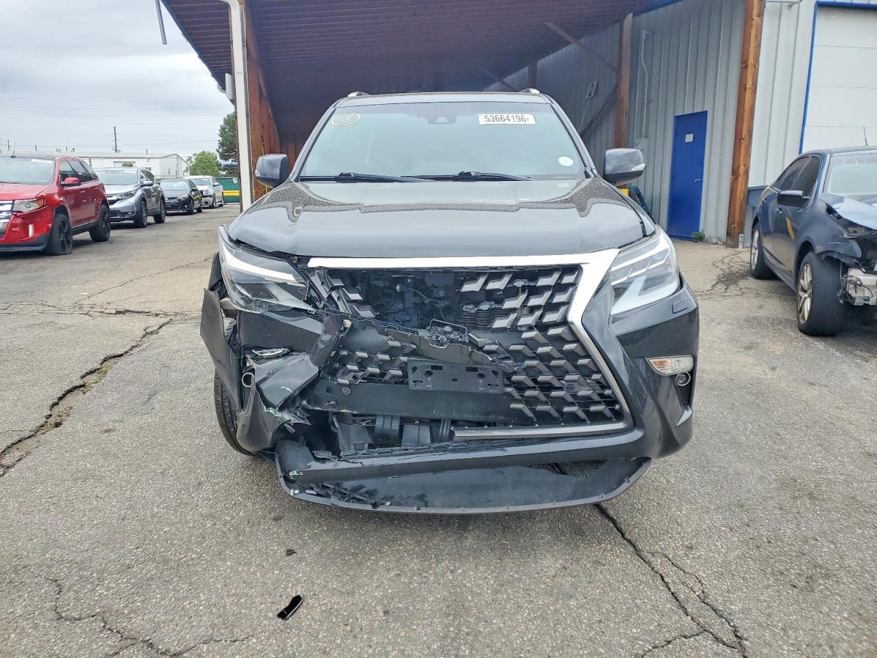 2023 LEXUS GX 460 photo 13