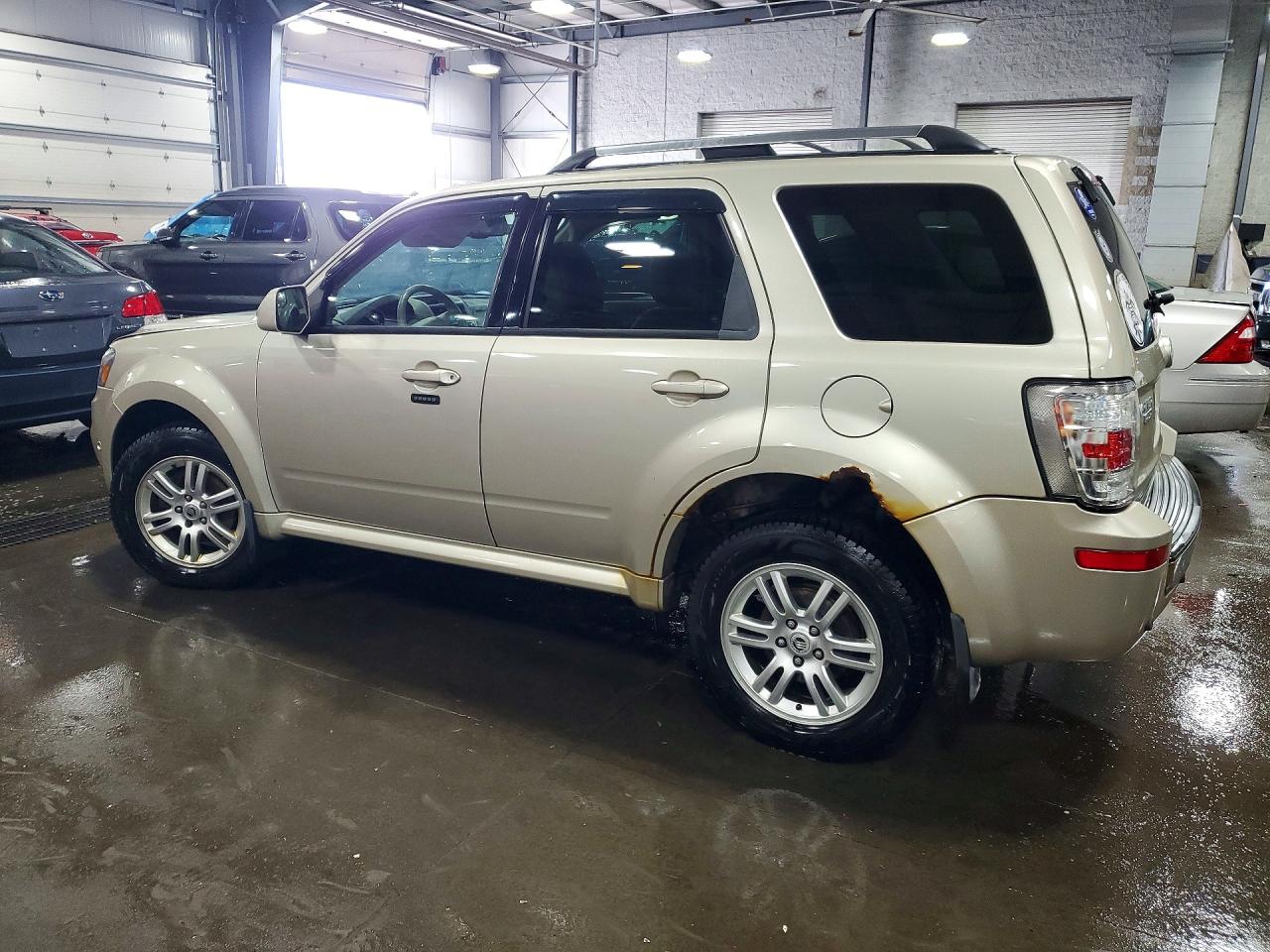 2011 MERCURY MARINER PREMIER photo 3
