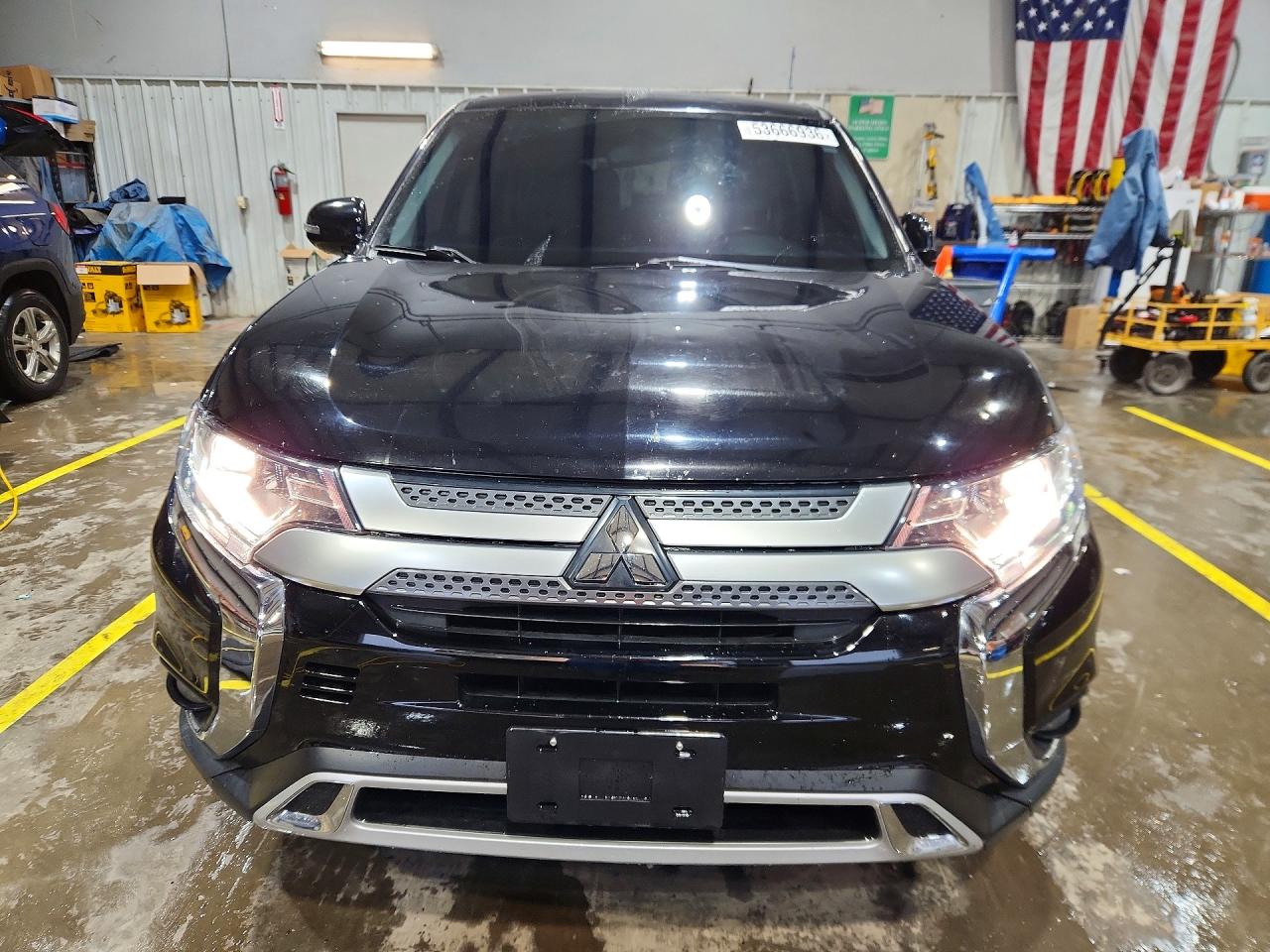 2019 MITSUBISHI OUTLANDER SE photo 5