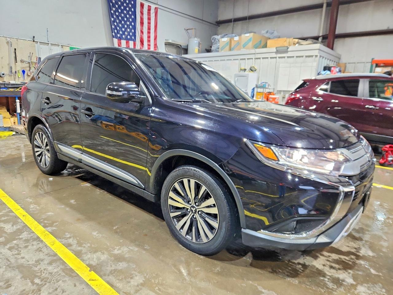 2019 MITSUBISHI OUTLANDER SE photo 4