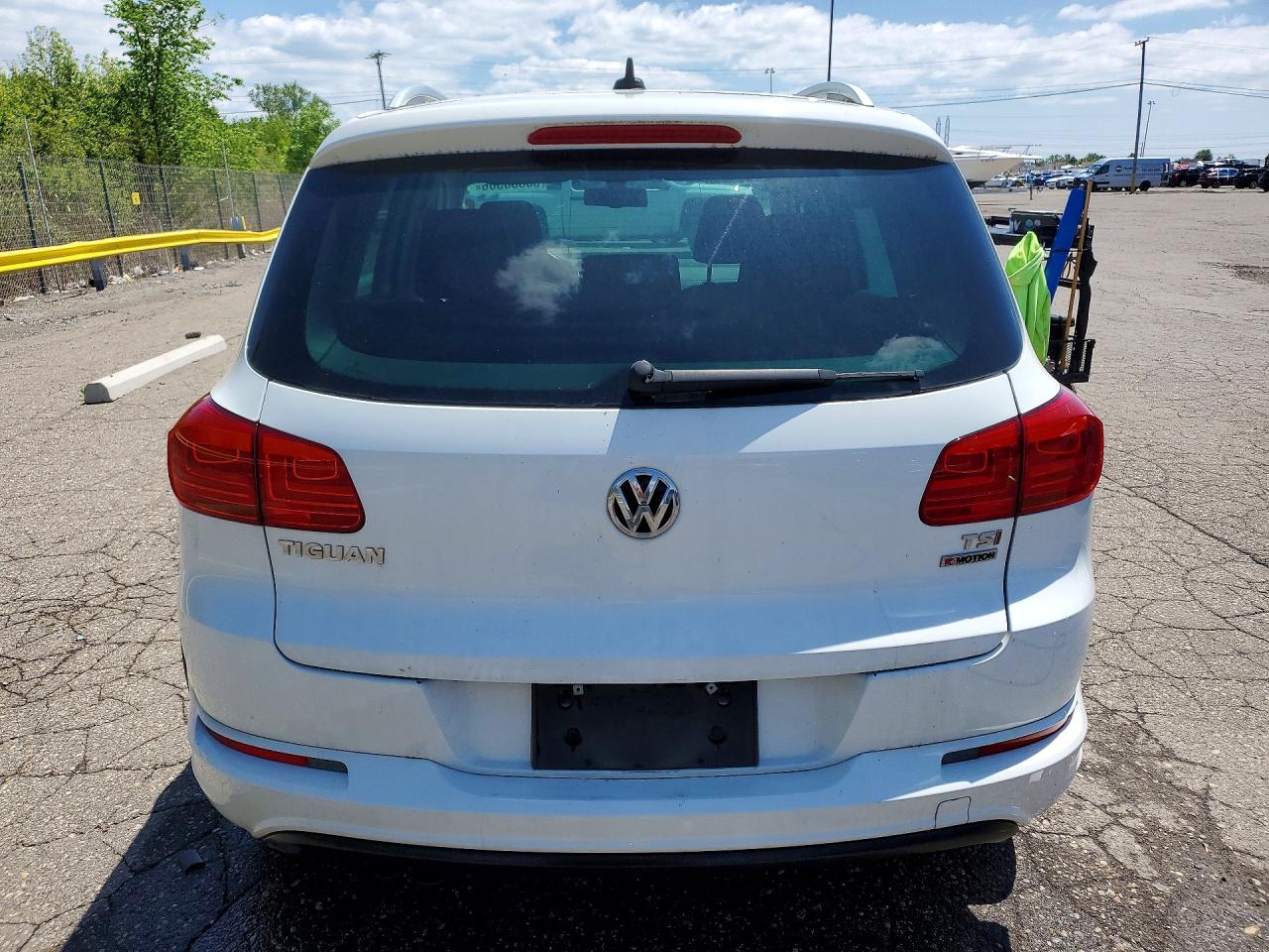 2017 VOLKSWAGEN TIGUAN SPORT photo 11