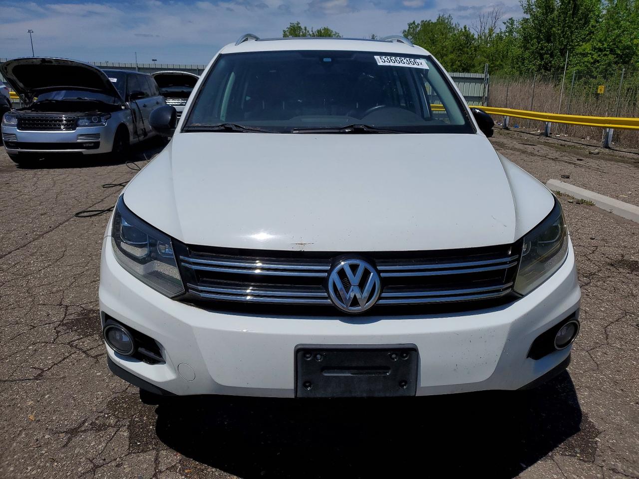 2017 VOLKSWAGEN TIGUAN SPORT photo 9