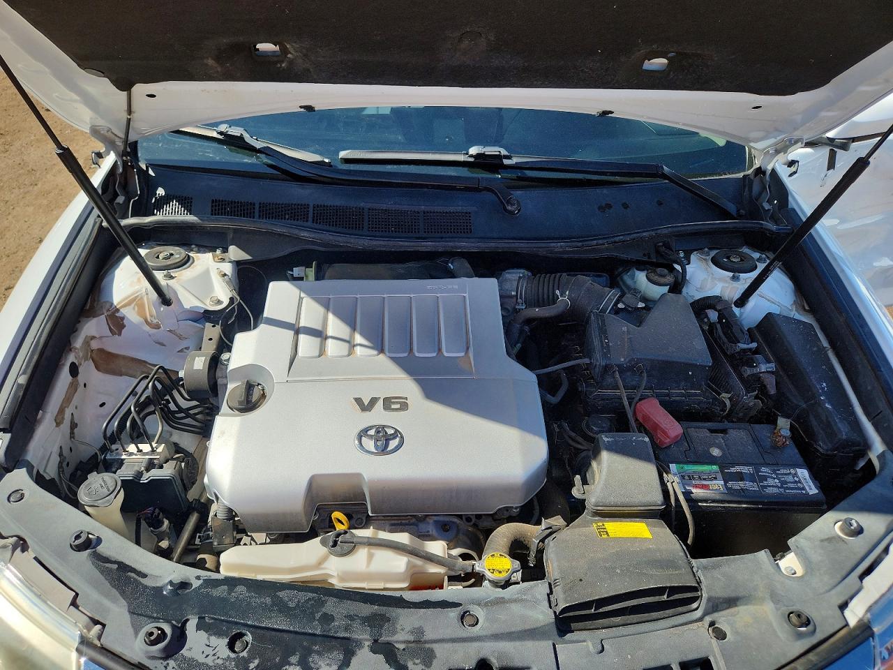 2012 TOYOTA CAMRY XLE V6 photo 21