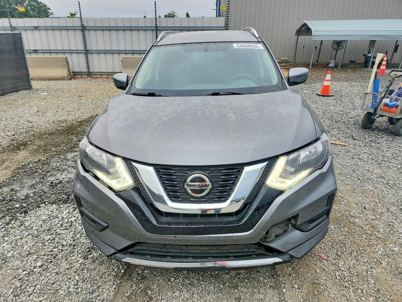 2018 NISSAN ROGUE SV photo 9