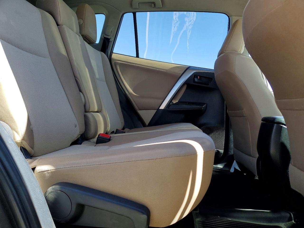 2013 TOYOTA RAV4 LE photo 21