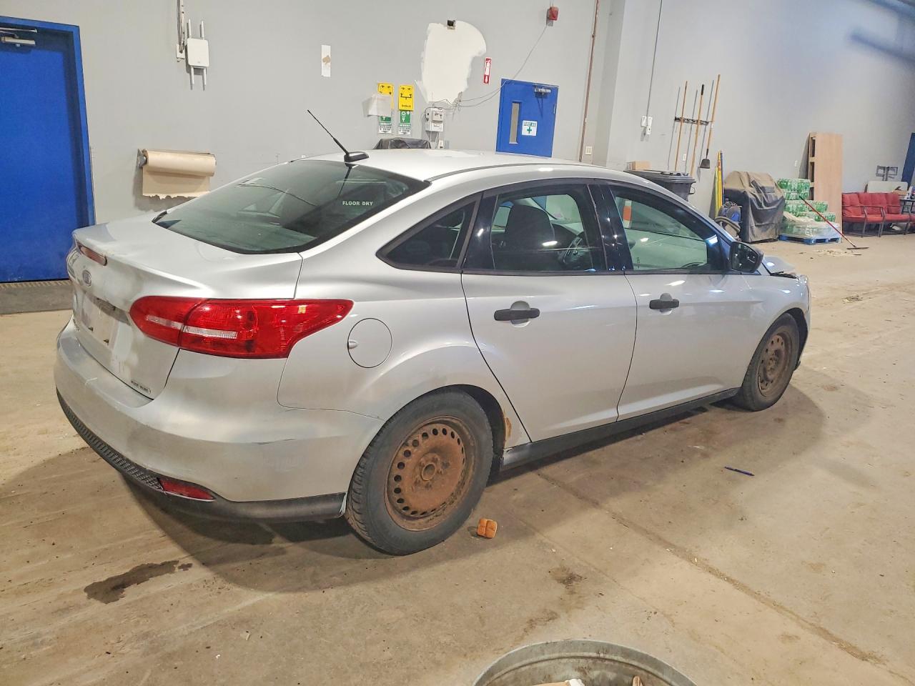 2015 FORD FOCUS S photo 3