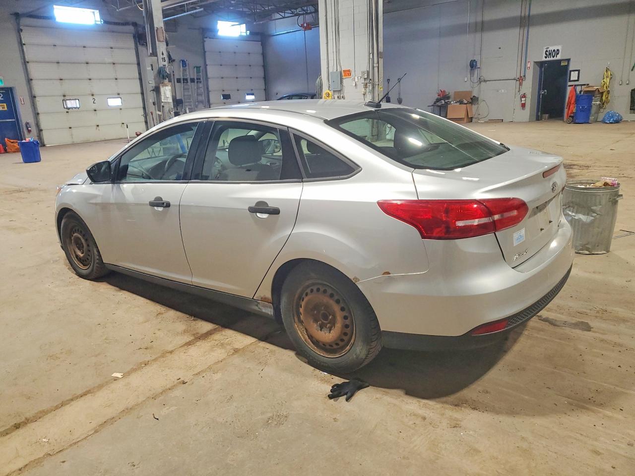 2015 FORD FOCUS S photo 2