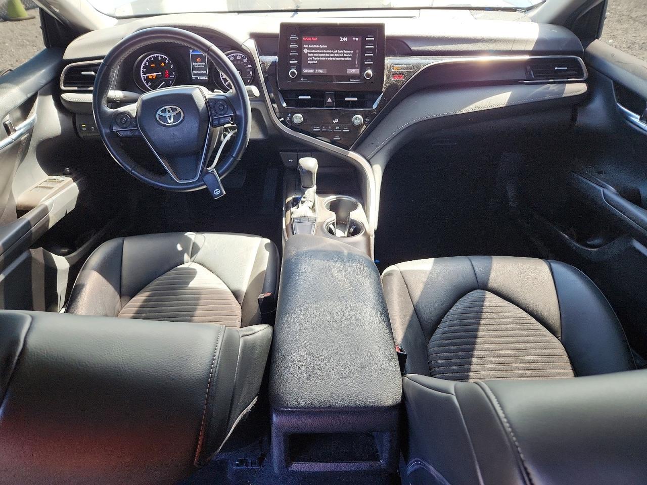 2022 TOYOTA CAMRY SE photo 15