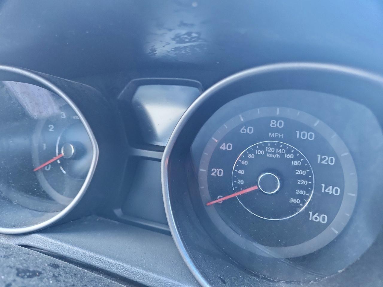 2015 HYUNDAI ELANTRA SE photo 17