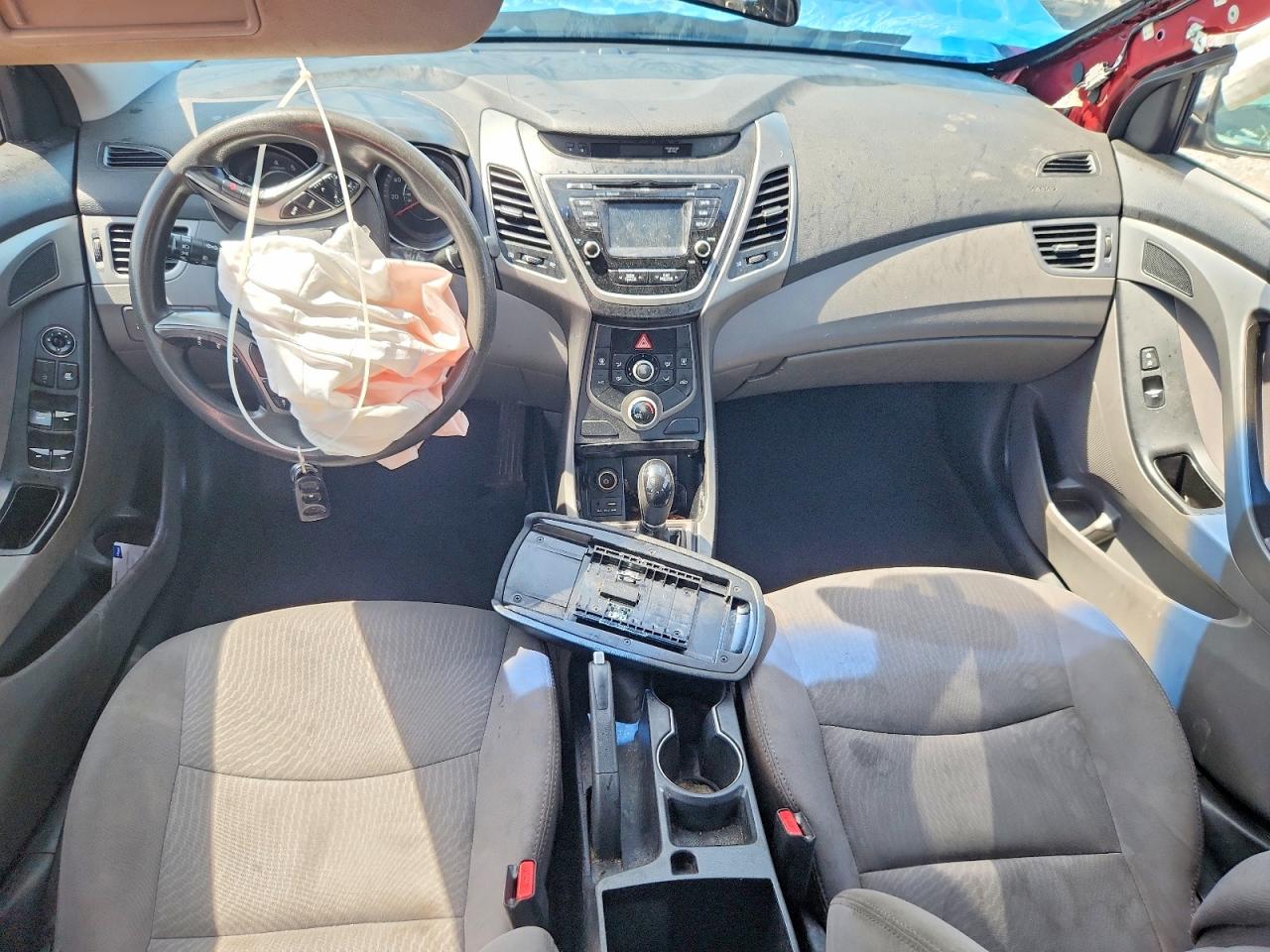 2015 HYUNDAI ELANTRA SE photo 15