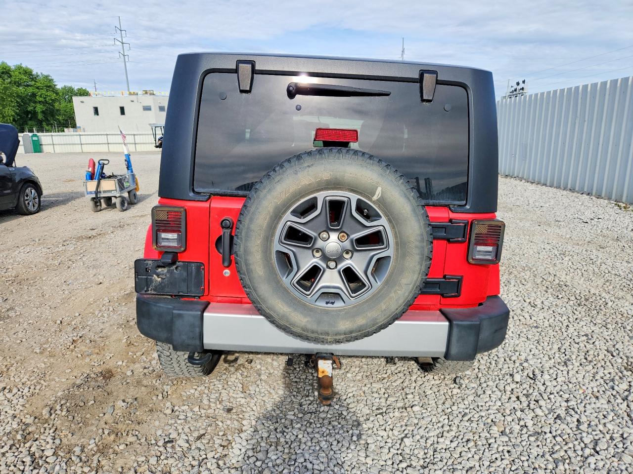 2013 JEEP WRANGLER SAHARA photo 11