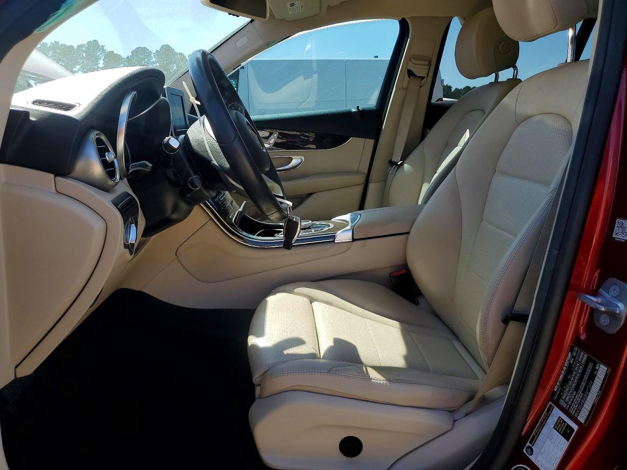 2018 MERCEDES-BENZ GLC 300 photo 7