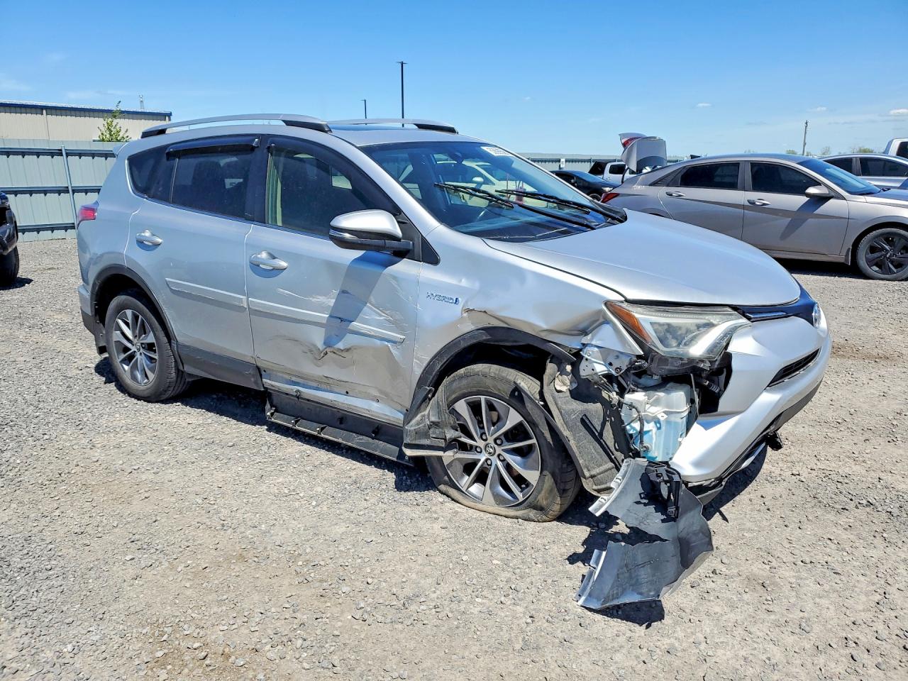 2016 TOYOTA RAV4 HV XLE photo 10