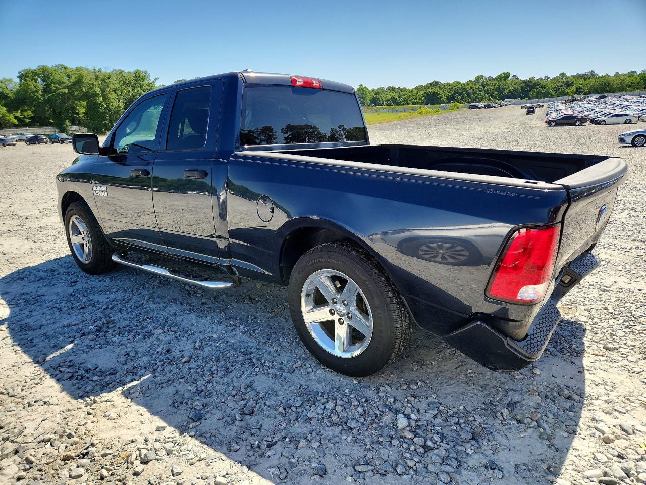 2016 RAM 1500 ST photo 3