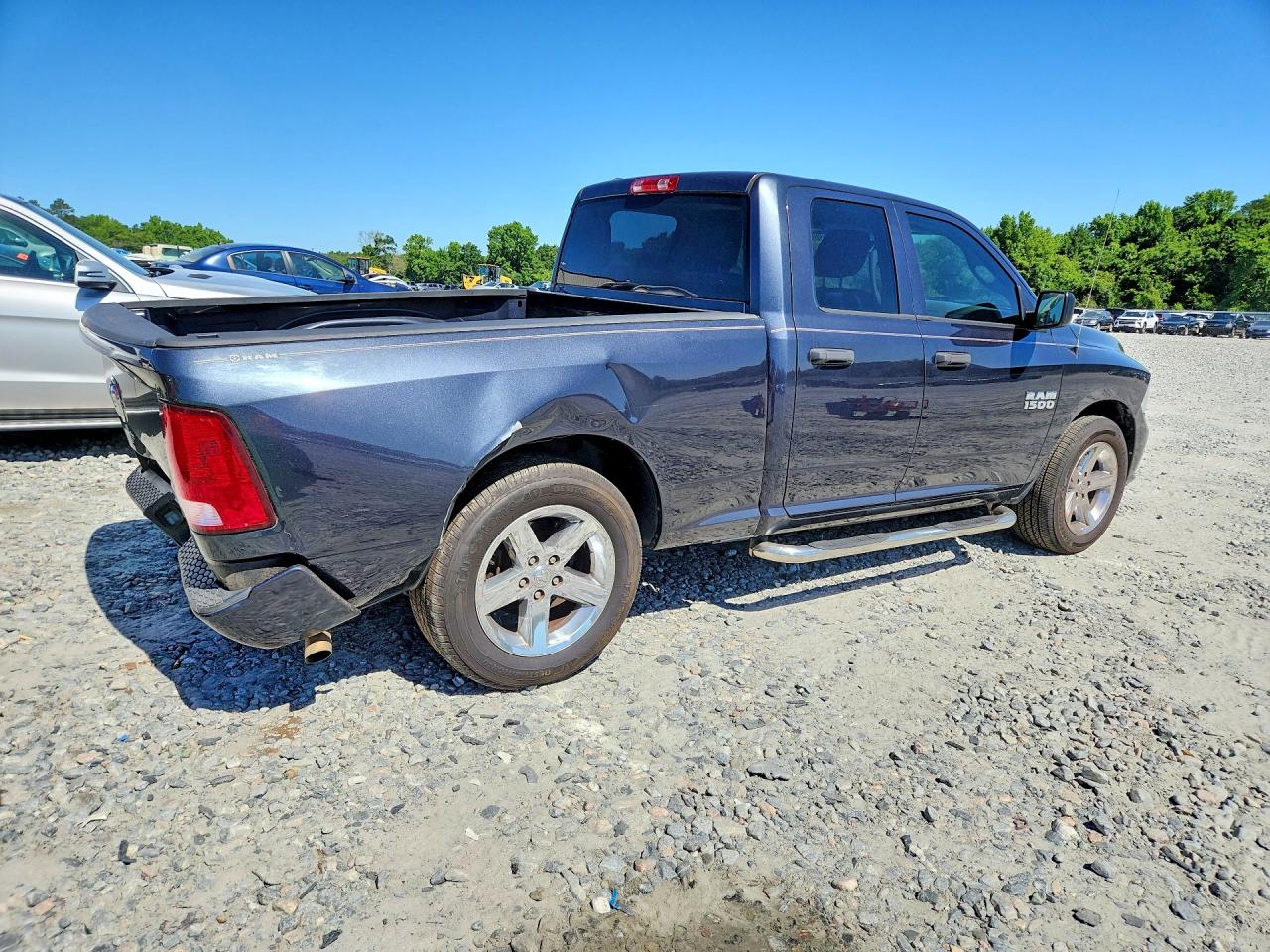 2016 RAM 1500 ST photo 5