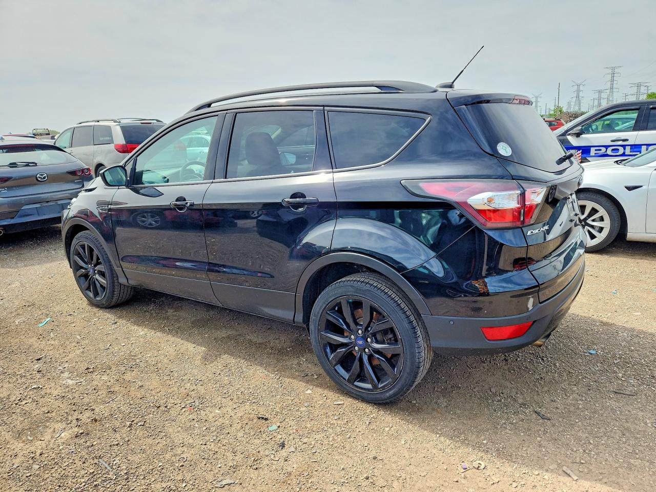 2017 FORD ESCAPE SE photo 3