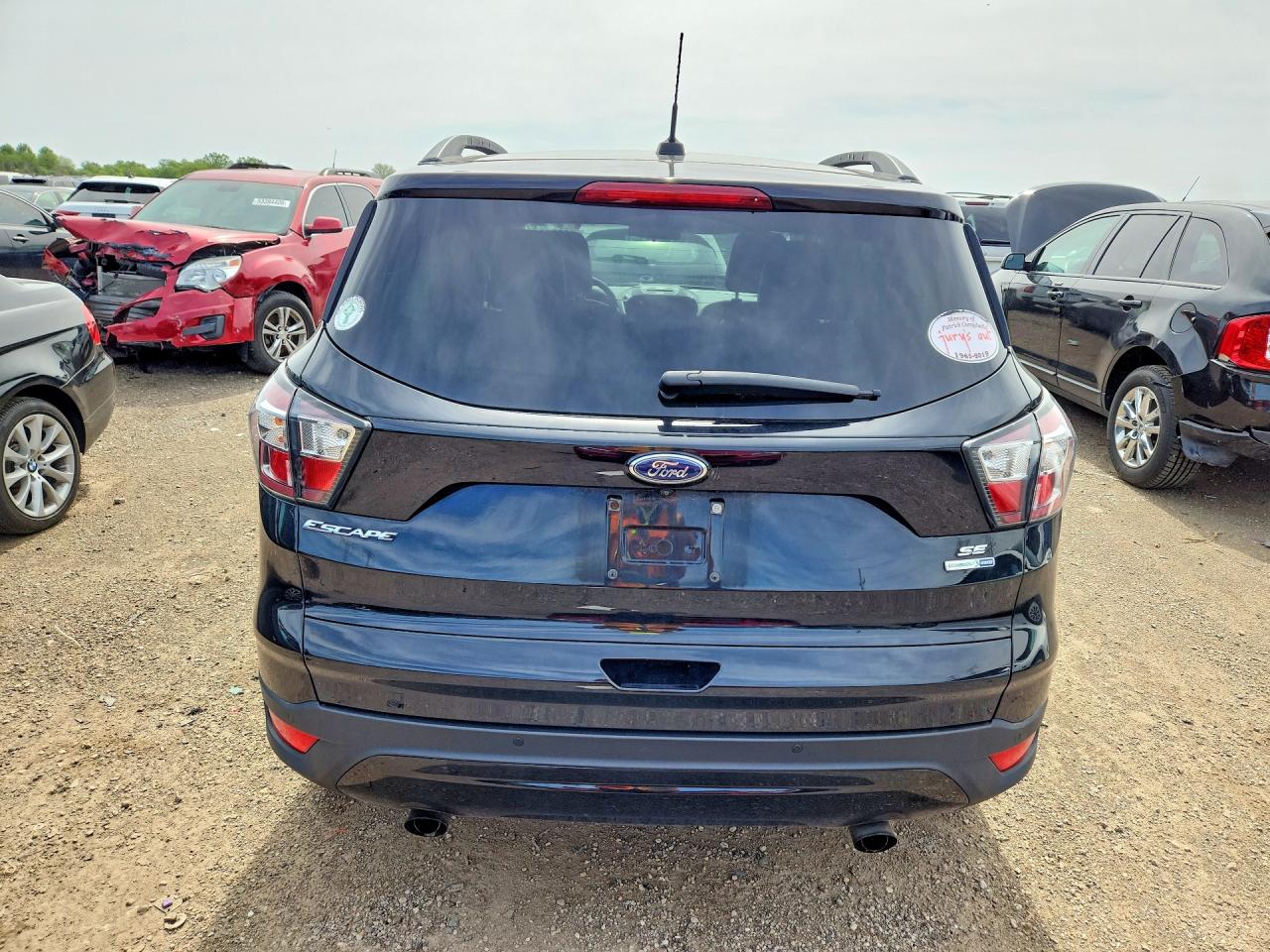 2017 FORD ESCAPE SE photo 11