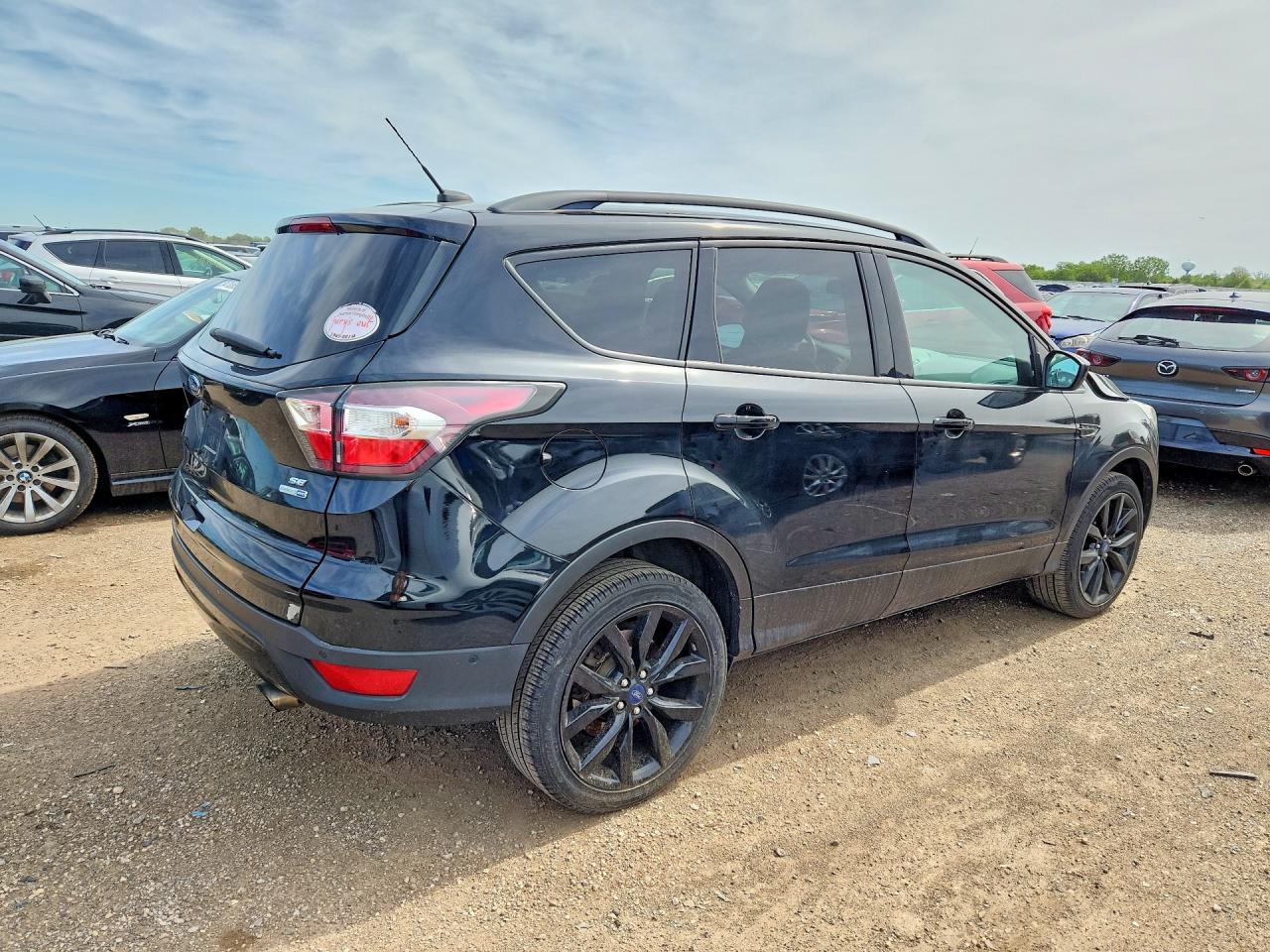 2017 FORD ESCAPE SE photo 5