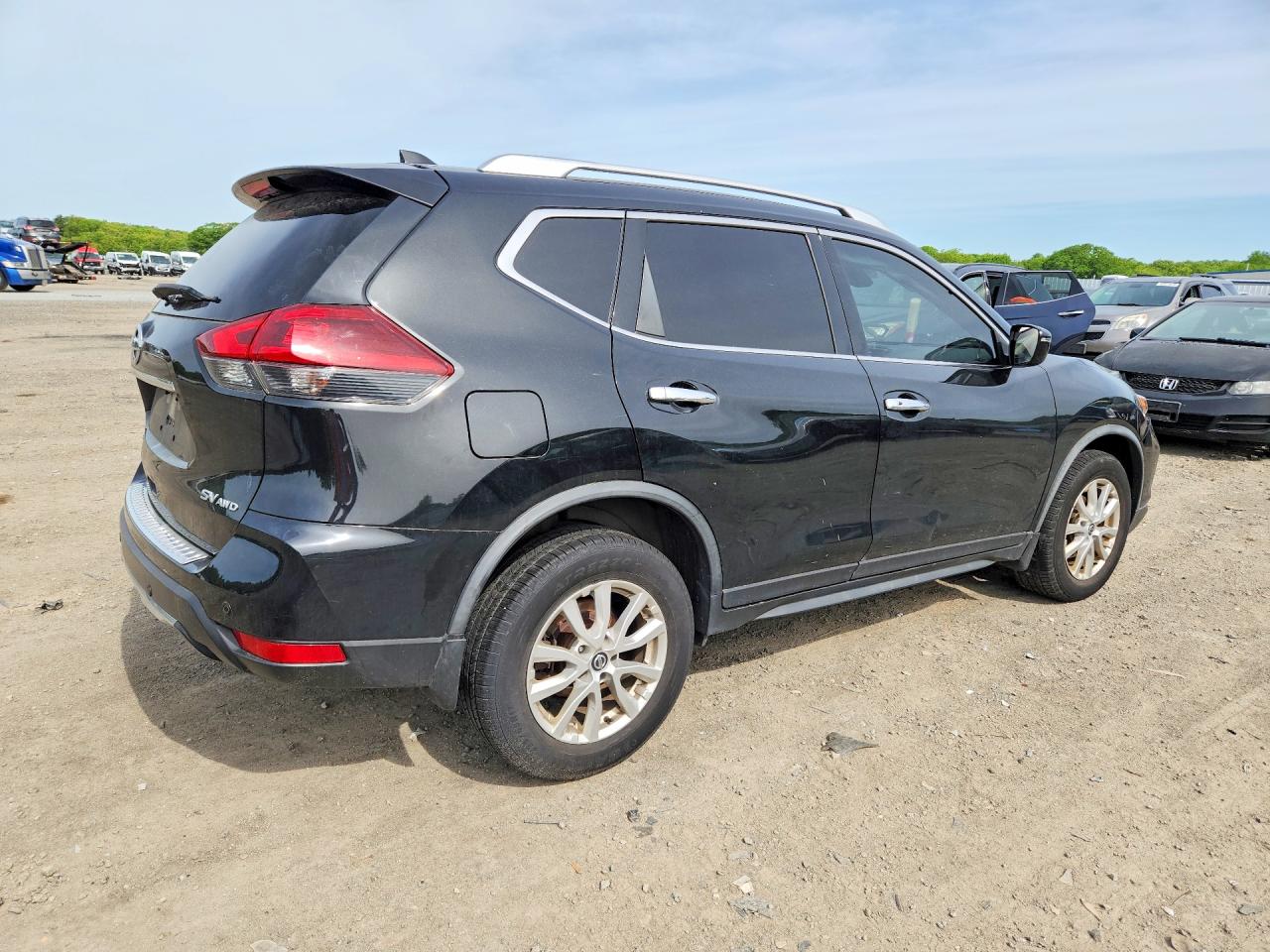 2020 NISSAN ROGUE SV photo 7