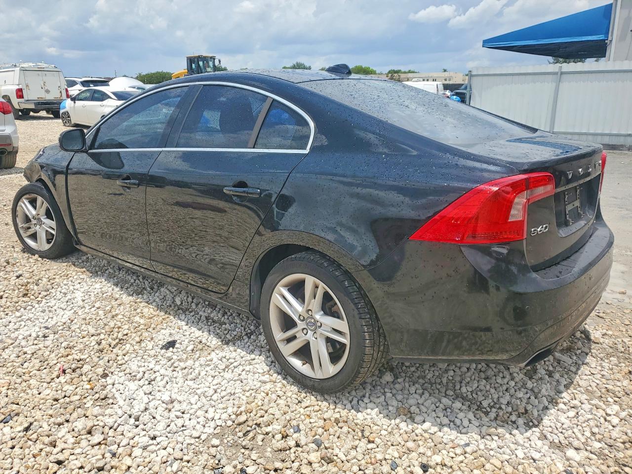 2015 VOLVO S60 PLATINUM photo 3
