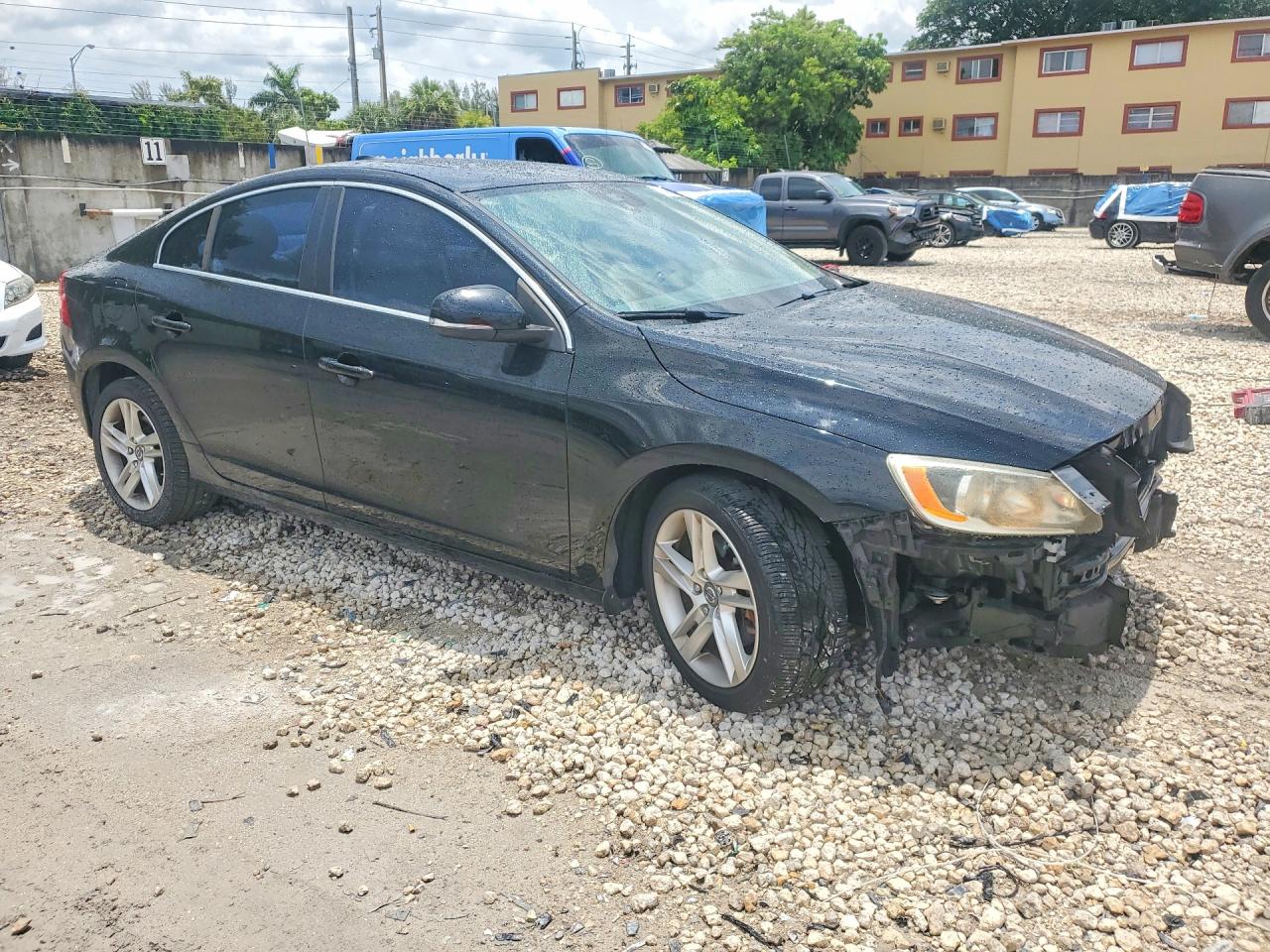 2015 VOLVO S60 PLATINUM photo 7