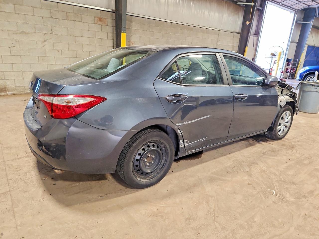 2016 TOYOTA COROLLA LE photo 5
