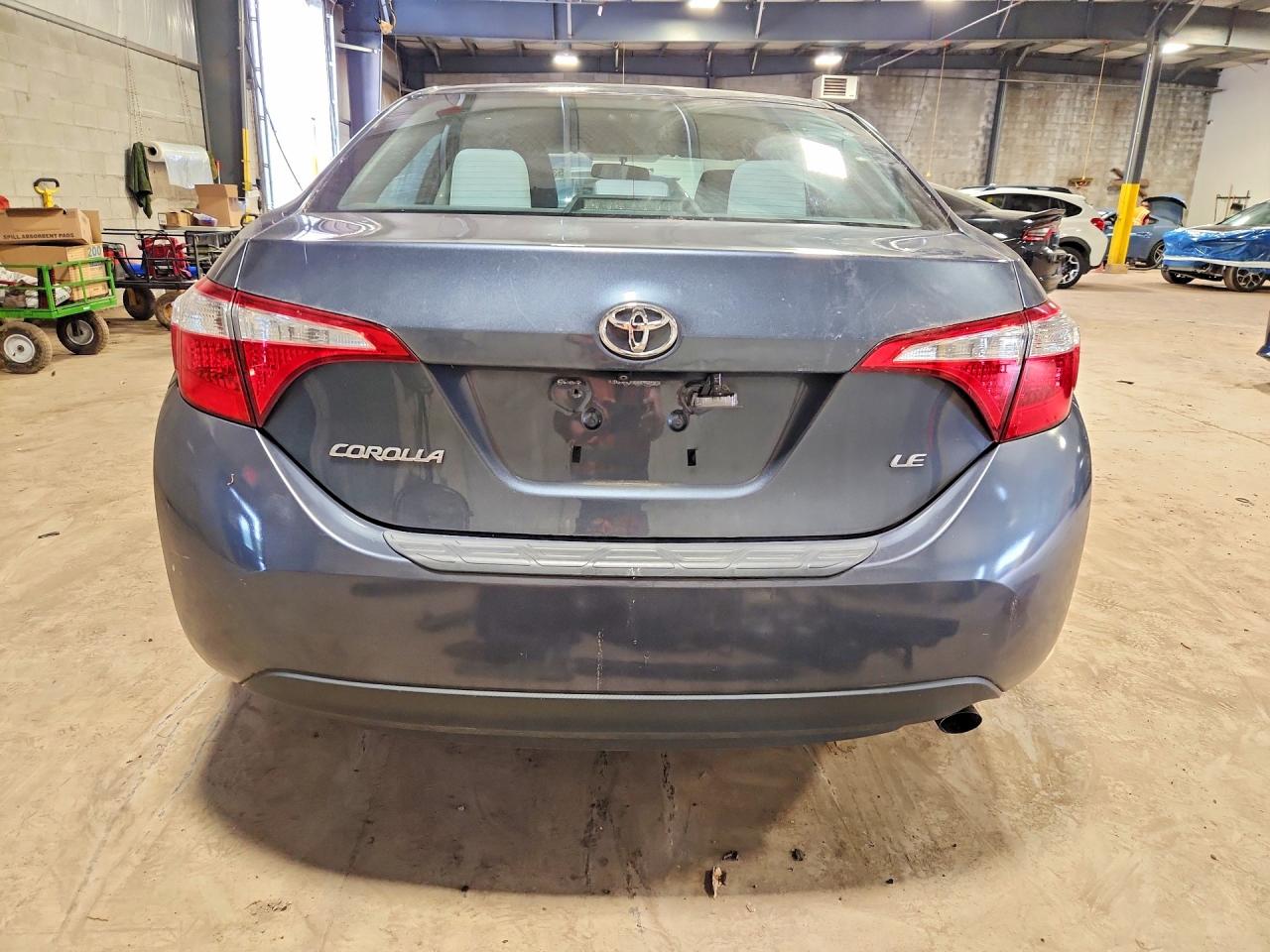 2016 TOYOTA COROLLA LE photo 11