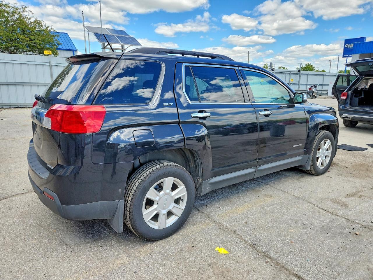 2013 GMC TERRAIN SLT photo 5