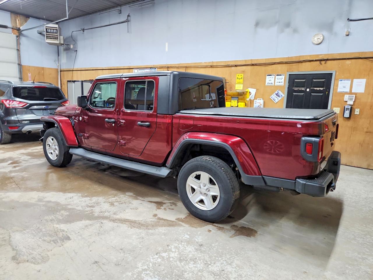 2021 JEEP GLADIATOR SPORT photo 3