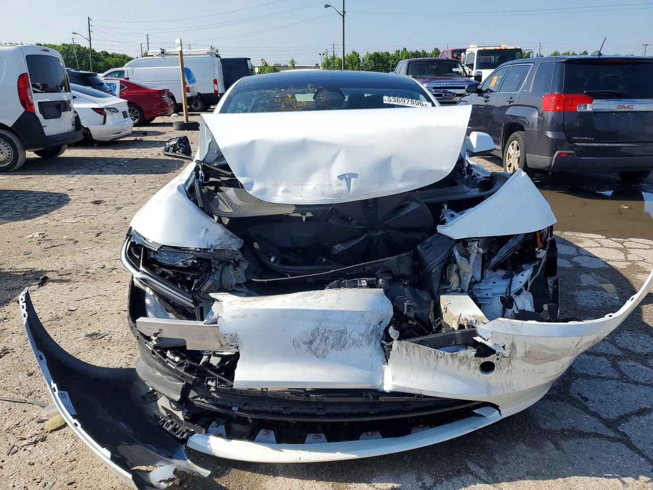 2024 TESLA MODEL 3 photo 9