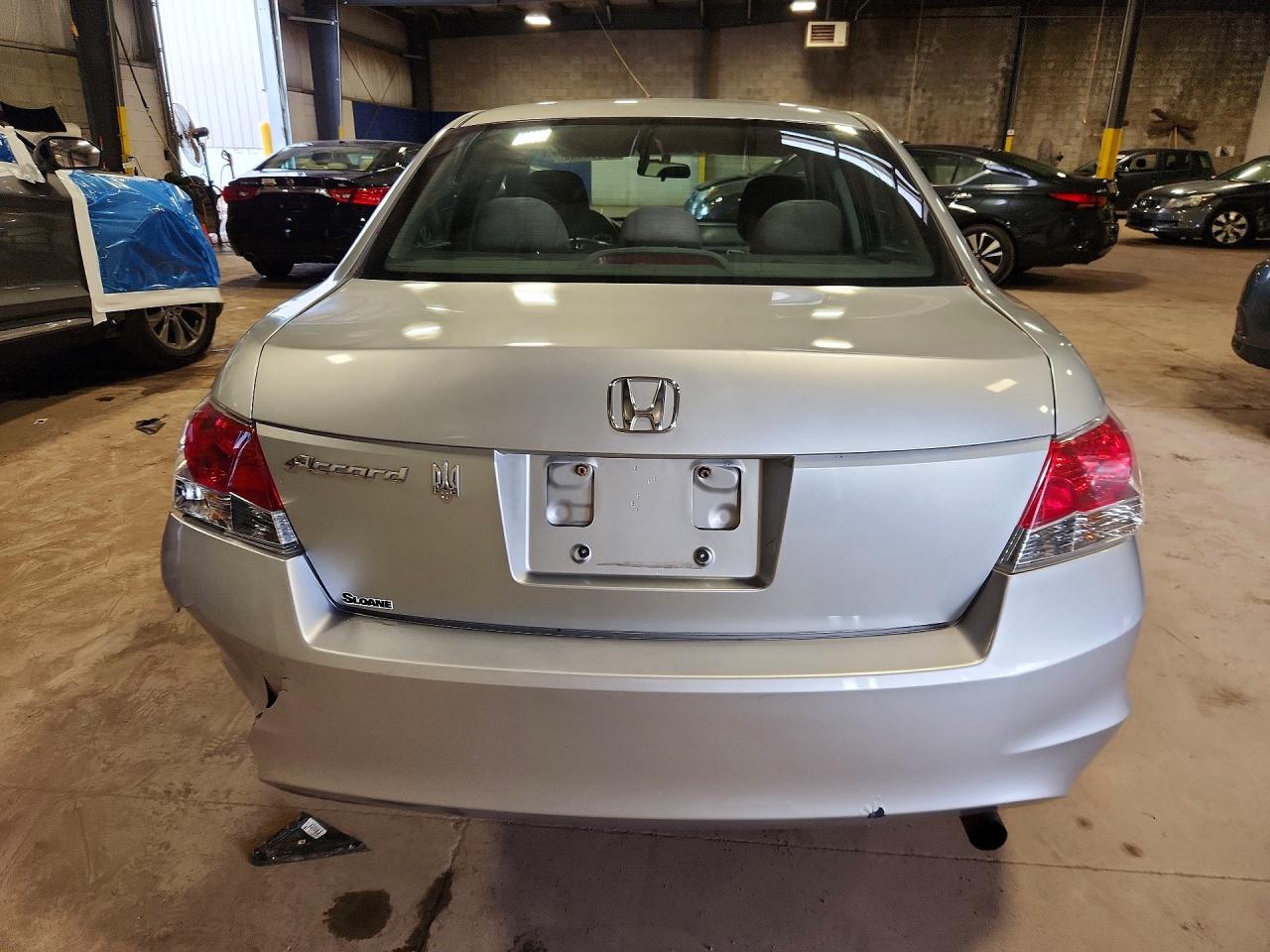 2009 HONDA ACCORD LX photo 11
