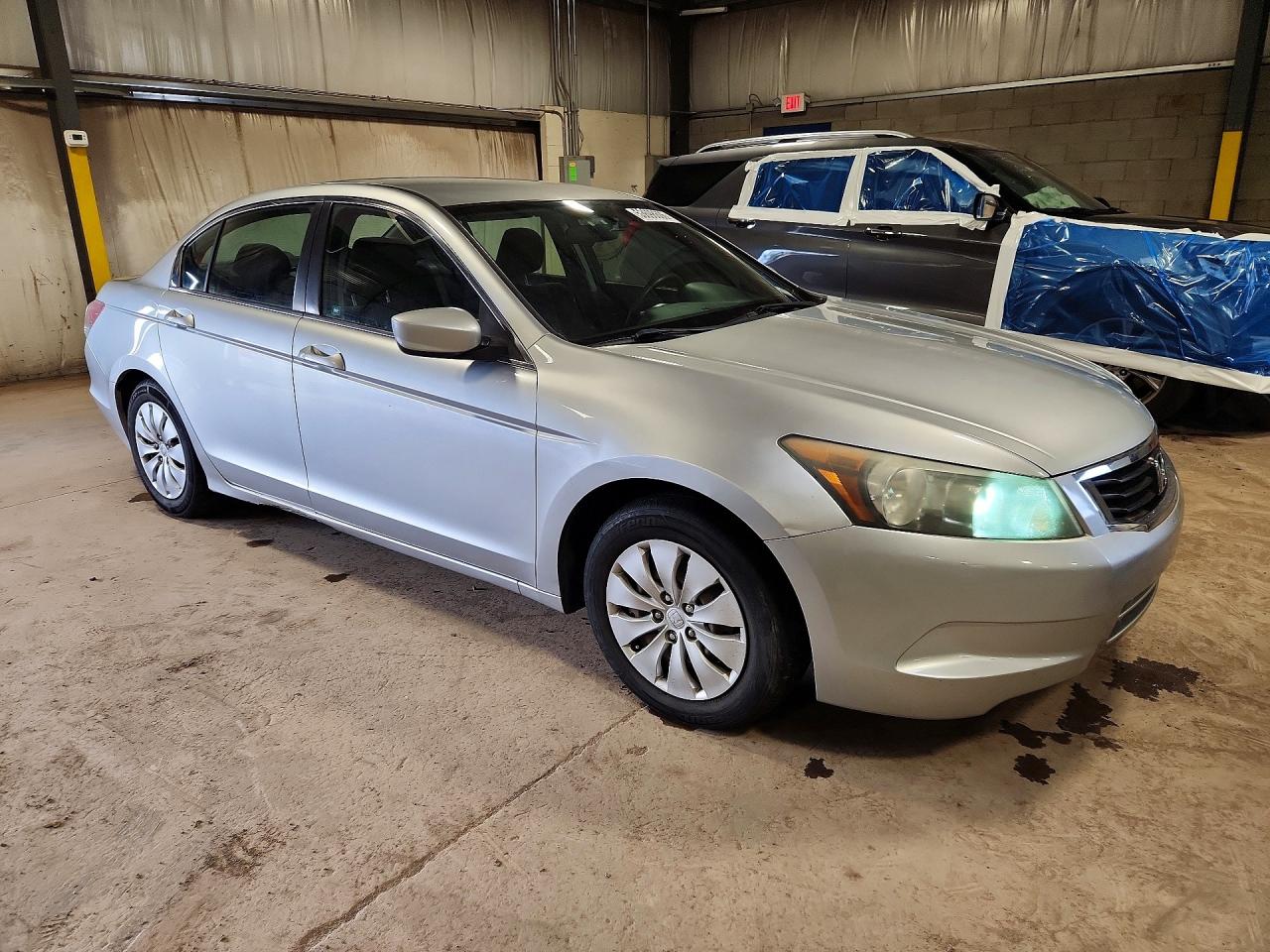 2009 HONDA ACCORD LX photo 7