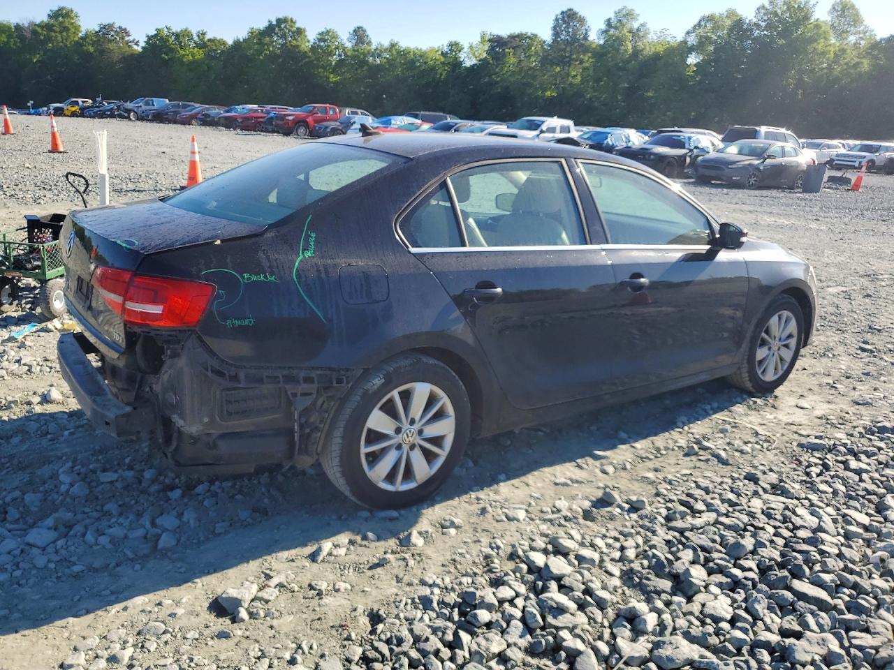 2015 VOLKSWAGEN JETTA TDI photo 7