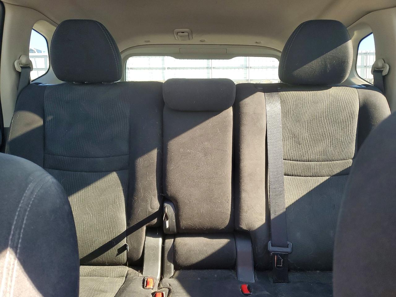 2016 NISSAN ROGUE SV photo 28