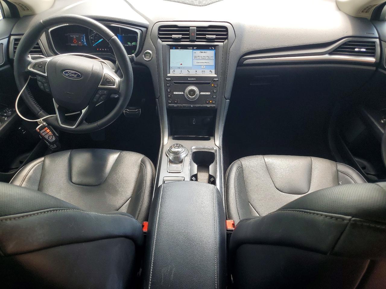 2017 FORD FUSION TITANIUM HEV photo 8