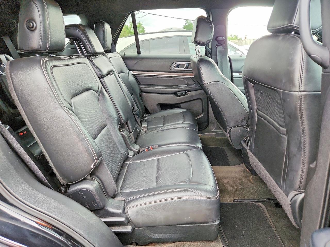2017 FORD EXPLORER LIMITED photo 31