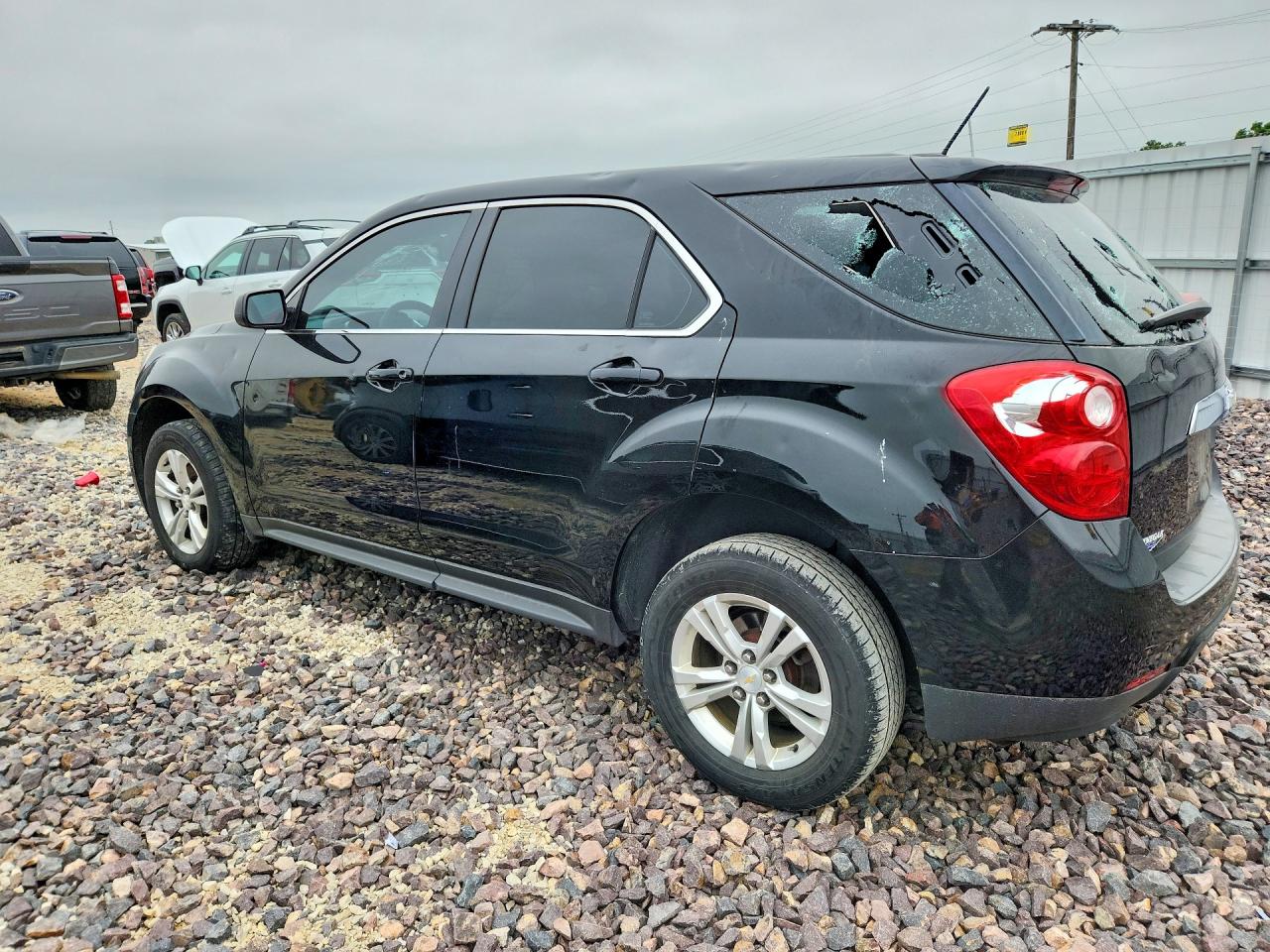 2015 CHEVROLET EQUINOX LS photo 3