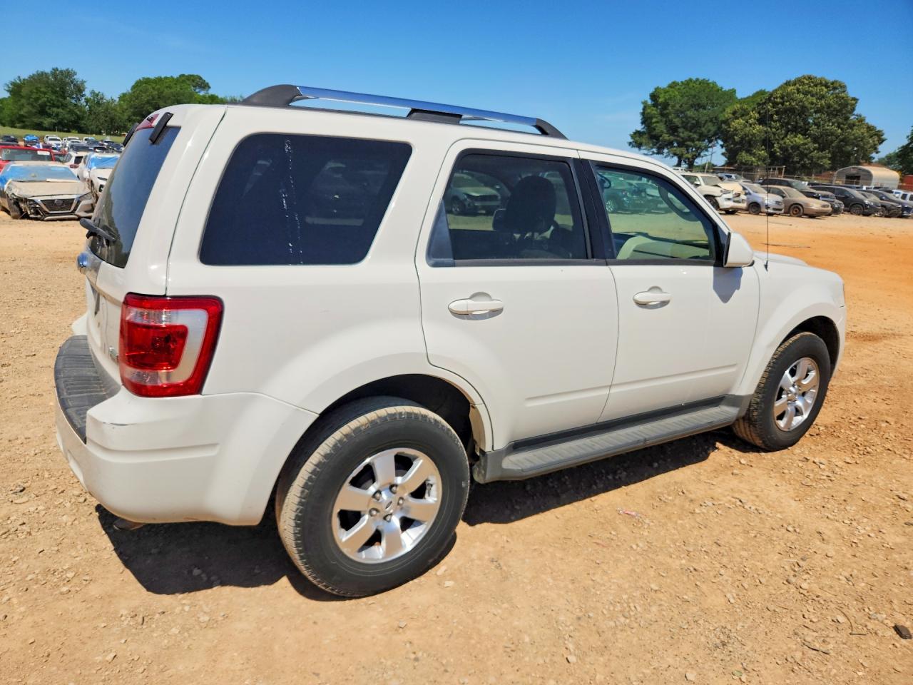 2010 FORD ESCAPE LIMITED photo 5
