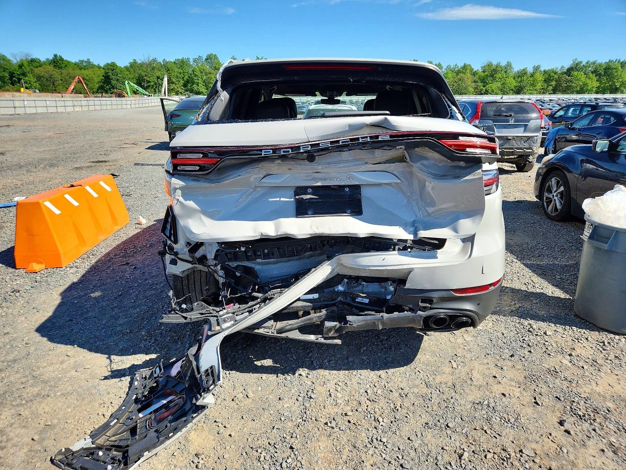 2022 PORSCHE CAYENNE S photo 16