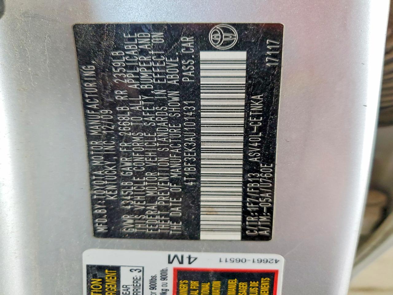 2010 TOYOTA CAMRY LE photo 12