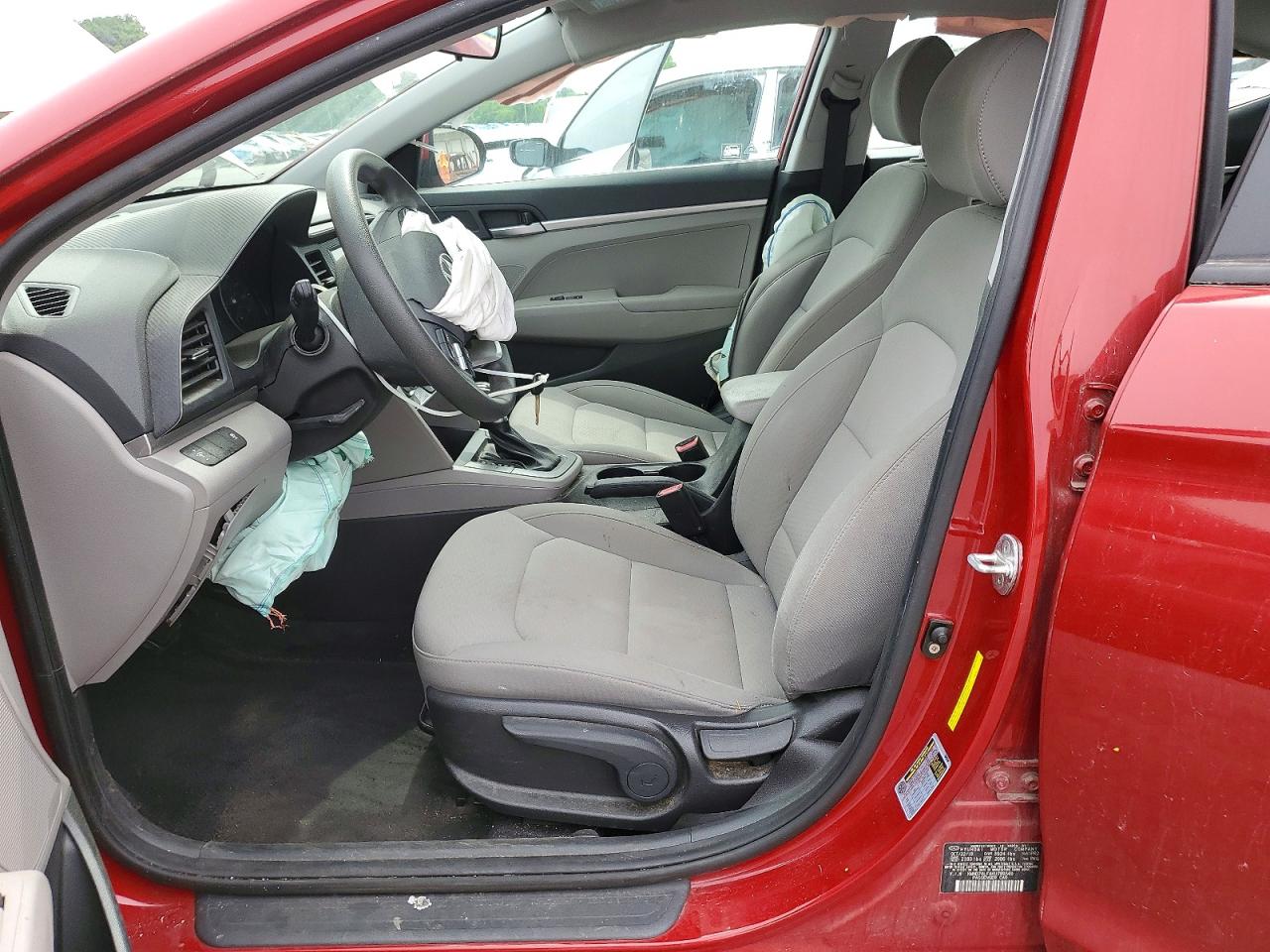 2019 HYUNDAI ELANTRA SE photo 19