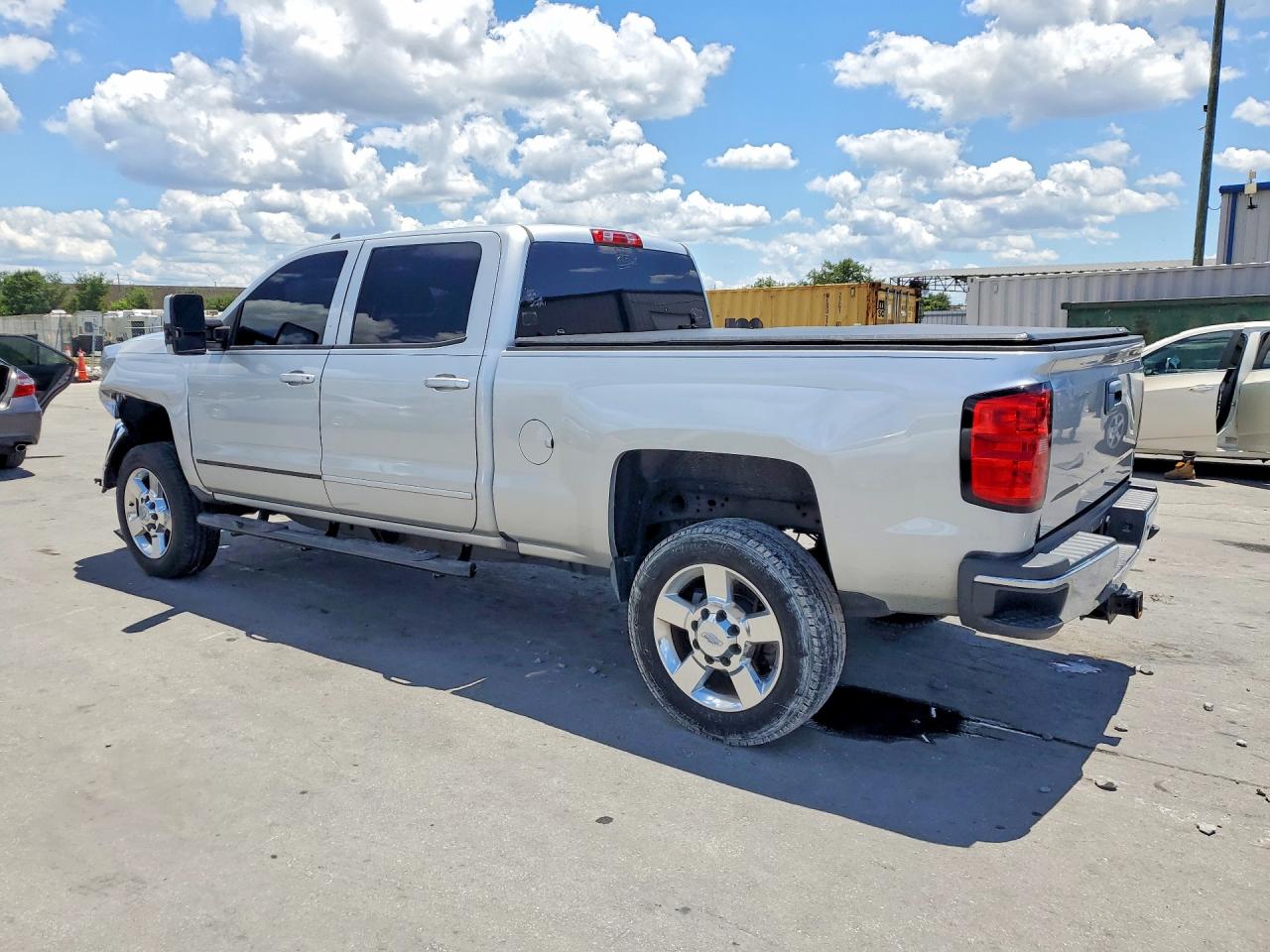 2016 CHEVROLET SILVERADO K2500 HEAVY DUTY LT photo 4