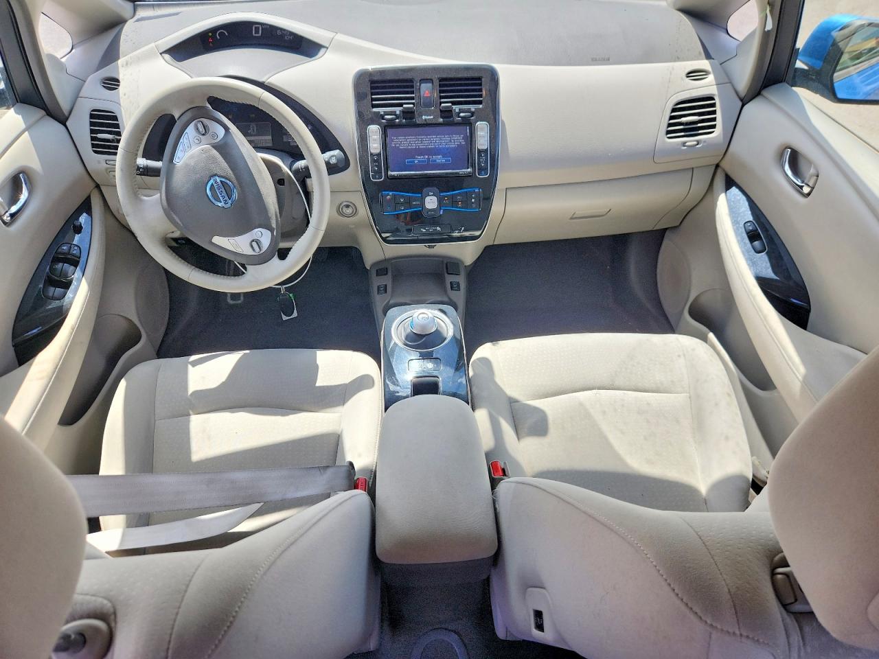 2012 NISSAN LEAF SV photo 15