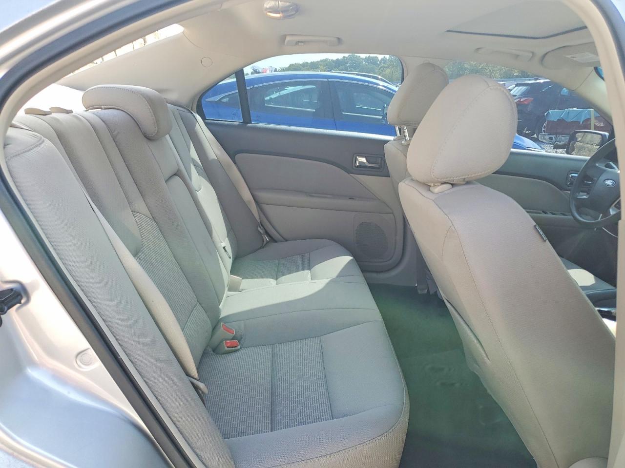 2011 FORD FUSION SE photo 19