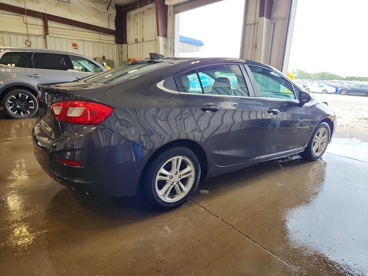 2016 CHEVROLET CRUZE LT photo 5