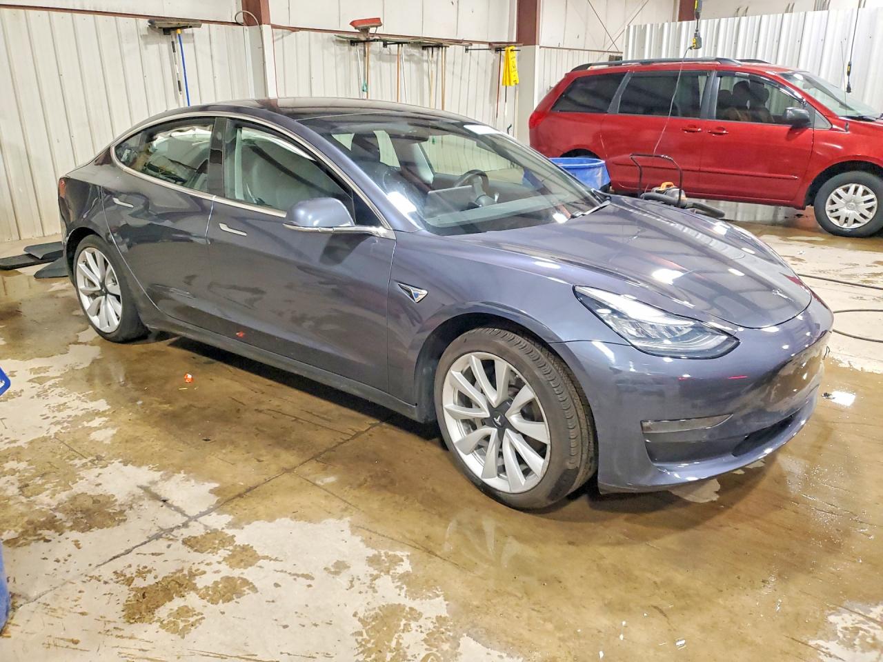 2020 TESLA MODEL 3 photo 4