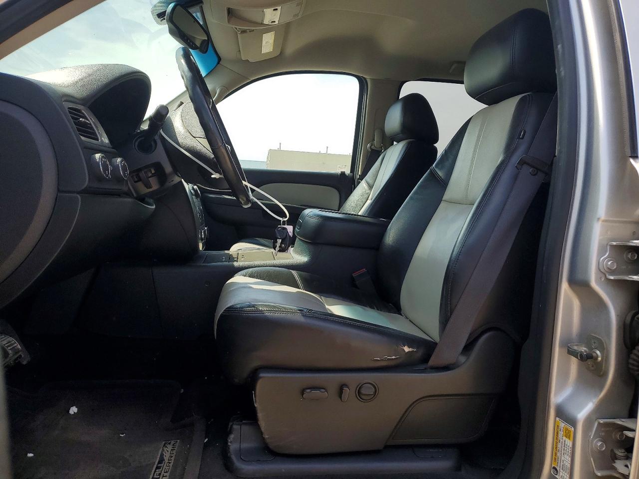 2010 GMC SIERRA K1500 SLT photo 19