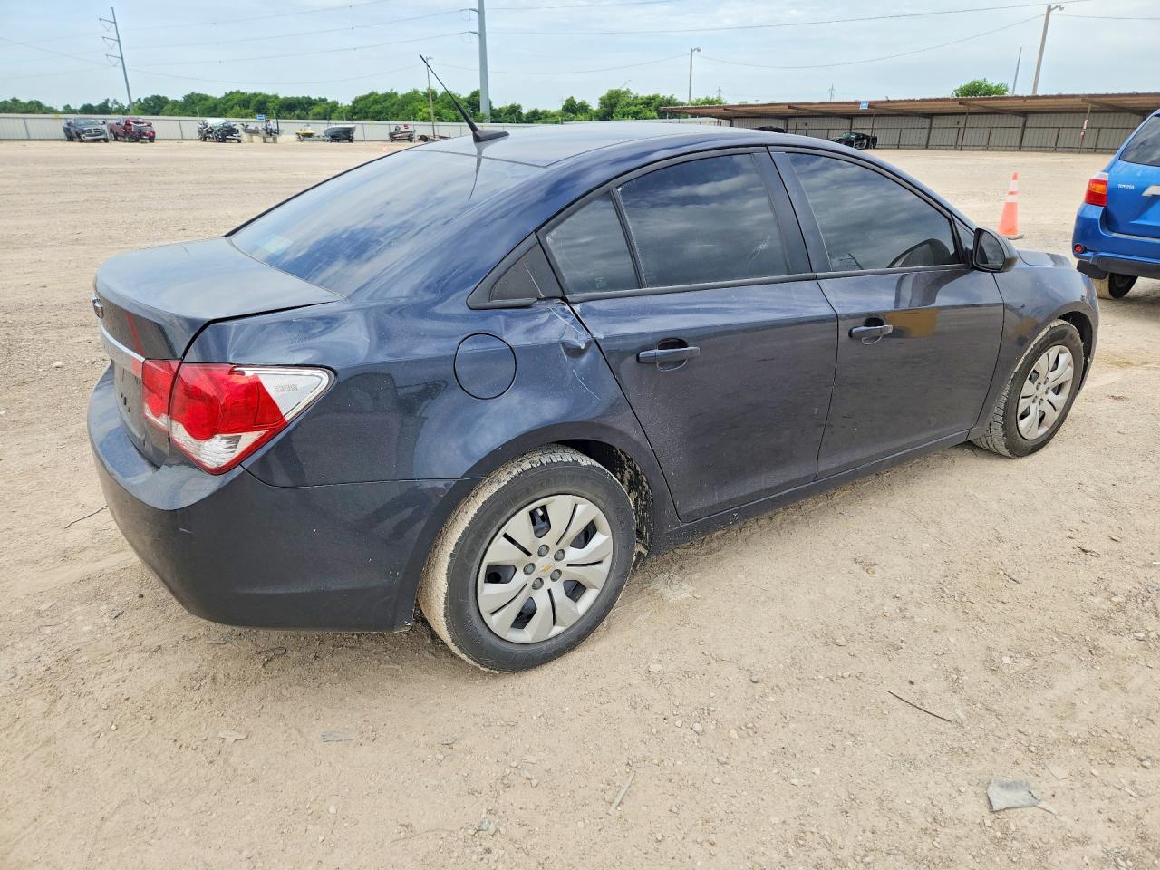 2014 CHEVROLET CRUZE LS photo 5