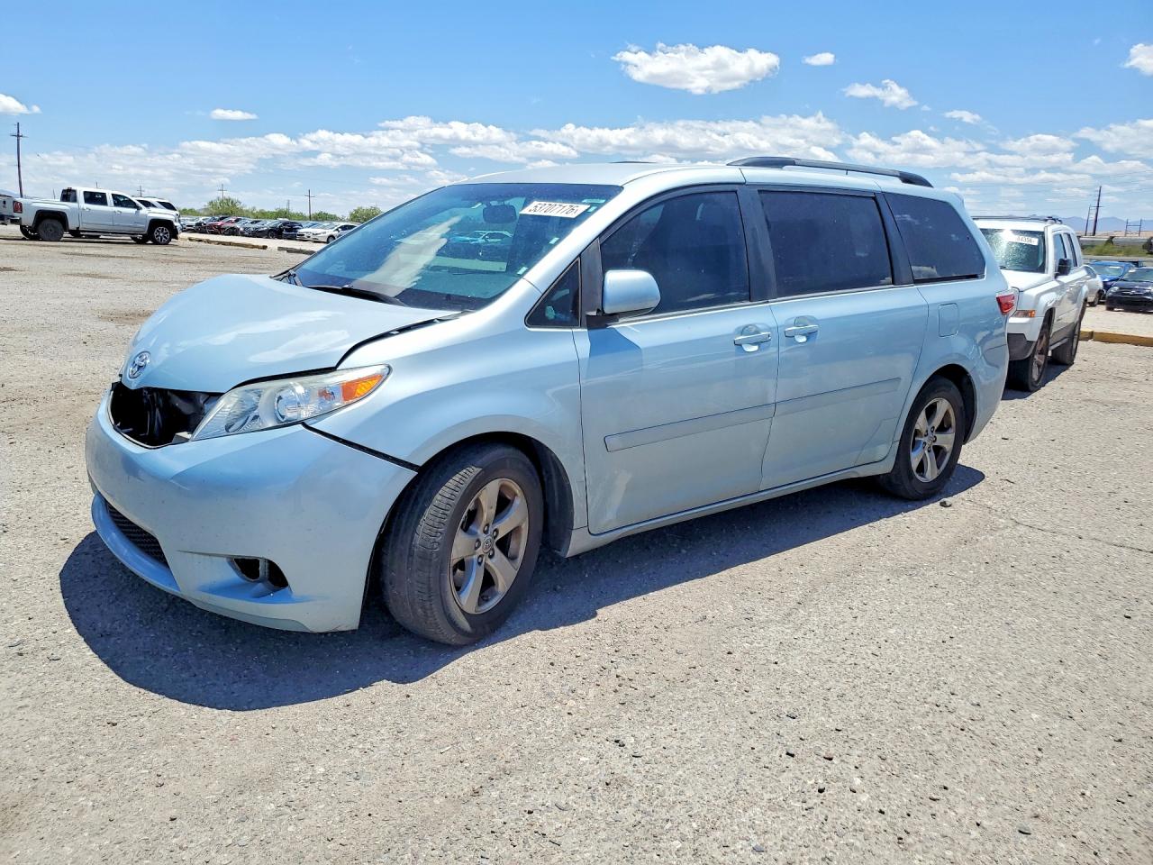 2015 TOYOTA SIENNA
