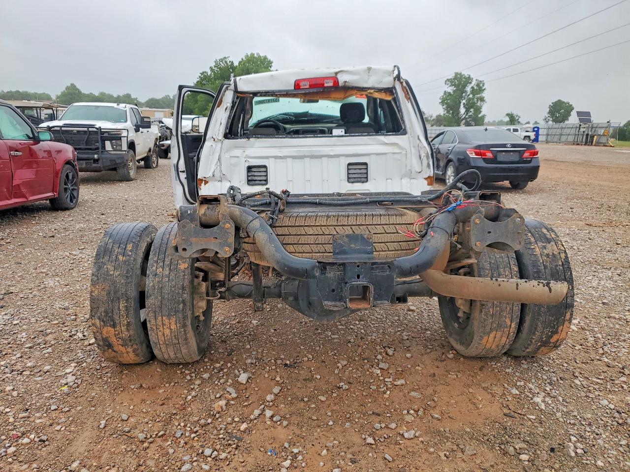 2018 RAM 3500 ST photo 16
